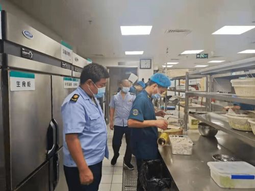 嚴格細致，全程保障 市市場監(jiān)管局為兩會食品安全與勞動保護用品銷售護航